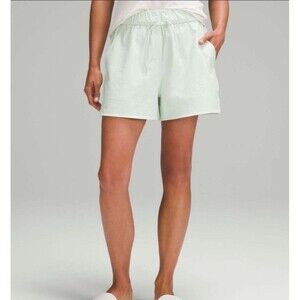 Lululemon Cinchable Waist High Rise WovenShort 3.5" Womens Kohlrabi Green Sz XL